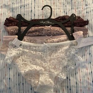 Brand new Marilyn Monroe 4 pack underwear